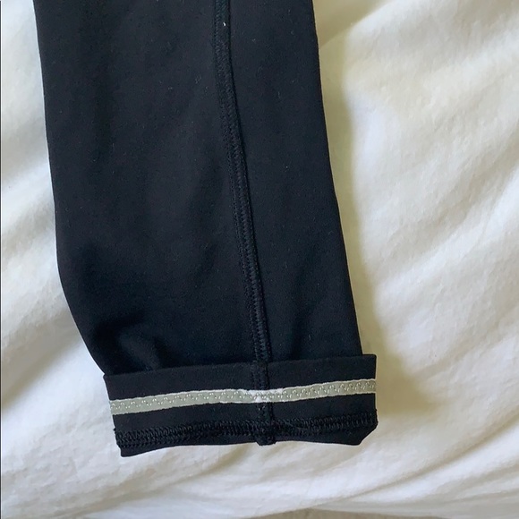 Lululemon Speed Up Tight 28” - Picture 9 of 9